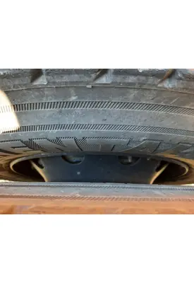 HUB PILOTED - STEEL 22.5 X 8.25 WHEEL