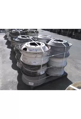 HUB PILOTED - STEEL 22.5 X 8.25 WHEEL