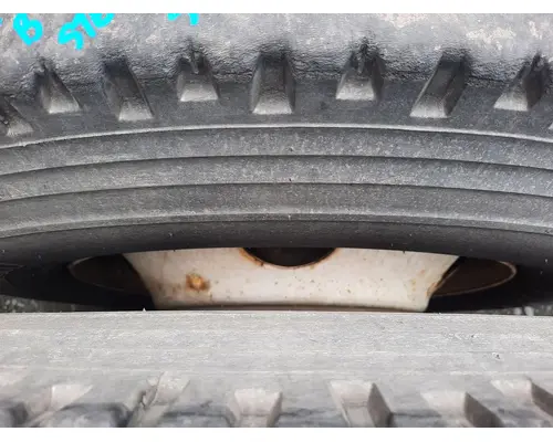 HUB PILOTED - STEEL 22.5 X 8.25 WHEEL