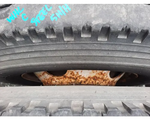 HUB PILOTED - STEEL 22.5 X 8.25 WHEEL