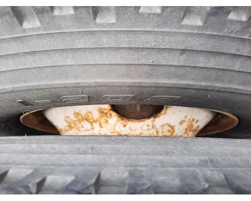 HUB PILOTED - STEEL 22.5 X 8.25 WHEEL