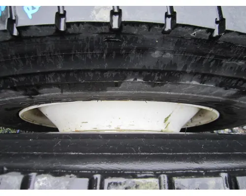 HUB PILOTED - STEEL 22.5 X 8.25 WHEEL