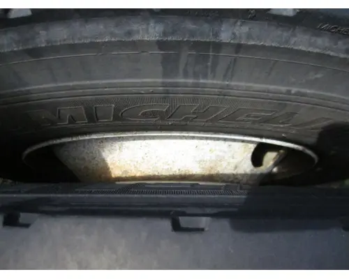 HUB PILOTED - STEEL 22.5 X 8.25 WHEEL