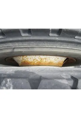 HUB PILOTED - STEEL 22.5 X 8.25 WHEEL