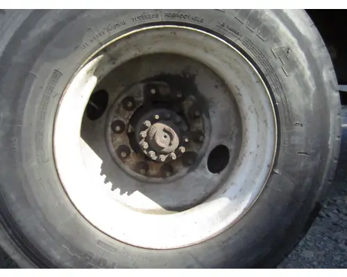 HUB PILOTED - STEEL 22.5 X 8.25 WHEEL