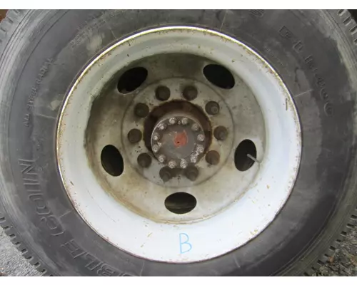 HUB PILOTED - STEEL 22.5 X 8.25 WHEEL