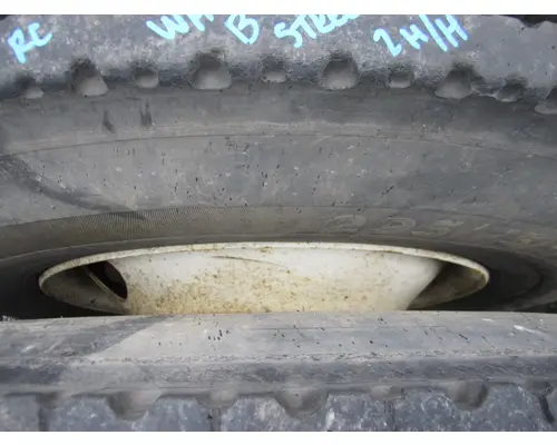 HUB PILOTED - STEEL 22.5 X 8.25 WHEEL