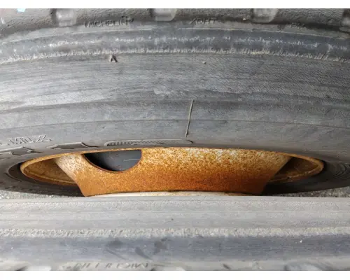 HUB PILOTED - STEEL 22.5 X 8.25 WHEEL