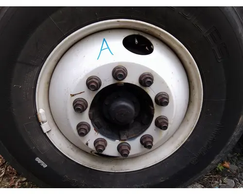 HUB PILOTED - STEEL 22.5 X 8.25 WHEEL