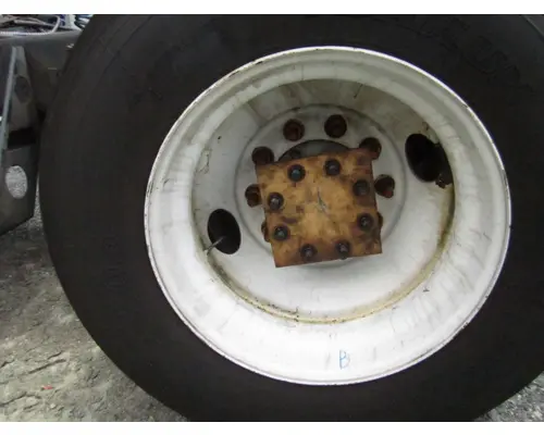 HUB PILOTED - STEEL 22.5 X 8.25 WHEEL