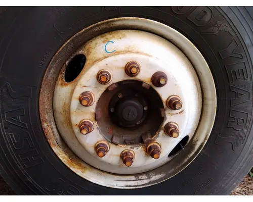 HUB PILOTED - STEEL 22.5 X 8.25 WHEEL