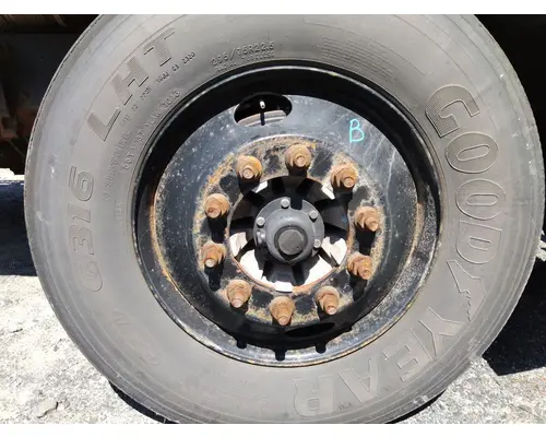 HUB PILOTED - STEEL 22.5 X 8.25 WHEEL
