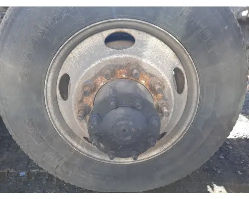 HUB PILOTED - STEEL 22.5 X 8.25 WHEEL