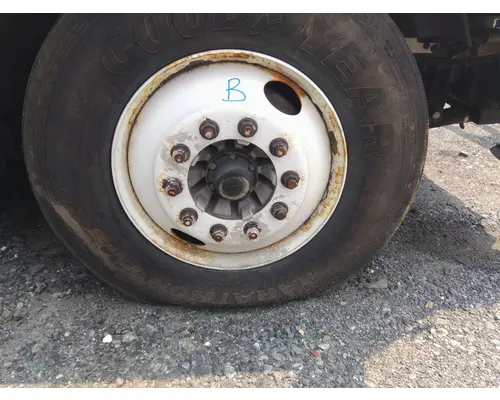 HUB PILOTED - STEEL 22.5 X 8.25 WHEEL