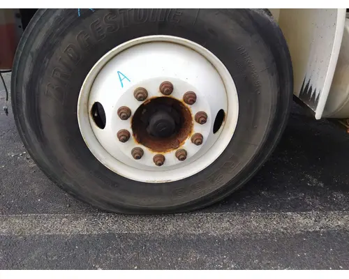 HUB PILOTED - STEEL 22.5 X 8.25 WHEEL