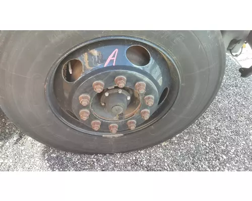 HUB PILOTED - STEEL 22.5 X 8.25 WHEEL