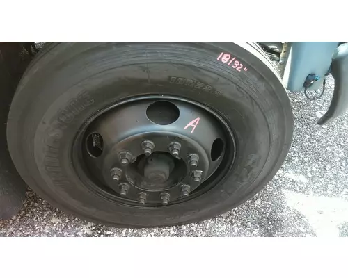 HUB PILOTED - STEEL 22.5 X 8.25 WHEEL