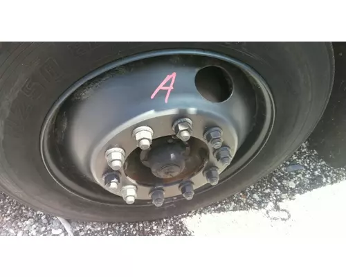HUB PILOTED - STEEL 22.5 X 8.25 WHEEL