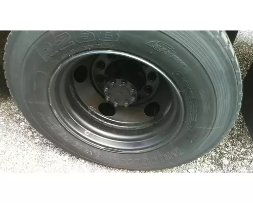 HUB PILOTED - STEEL 22.5 X 8.25 WHEEL