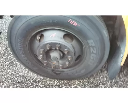 HUB PILOTED - STEEL 22.5 X 8.25 WHEEL