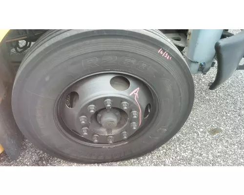 HUB PILOTED - STEEL 22.5 X 8.25 WHEEL