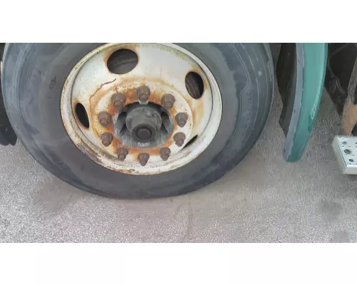 HUB PILOTED - STEEL 22.5 X 8.25 WHEEL