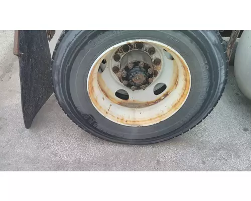 HUB PILOTED - STEEL 22.5 X 8.25 WHEEL