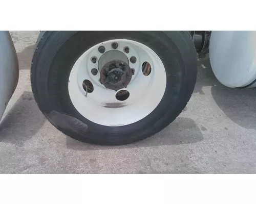 HUB PILOTED - STEEL 22.5 X 8.25 WHEEL