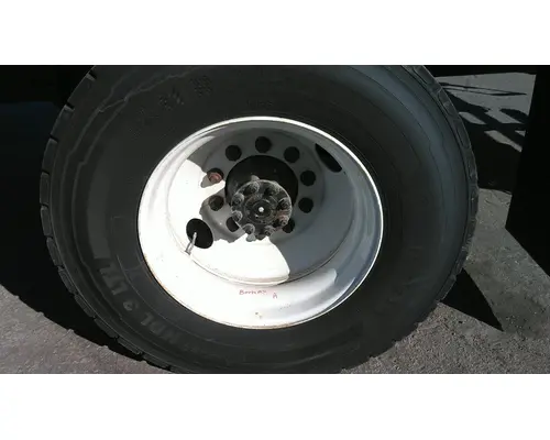 HUB PILOTED - STEEL 22.5 X 8.25 WHEEL