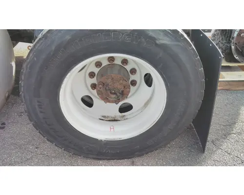 HUB PILOTED - STEEL 22.5 X 8.25 WHEEL