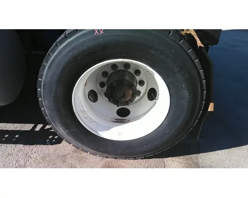 HUB PILOTED - STEEL 22.5 X 8.25 WHEEL