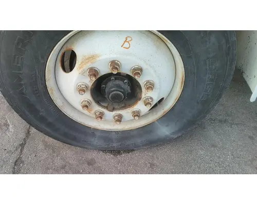 HUB PILOTED - STEEL 22.5 X 8.25 WHEEL