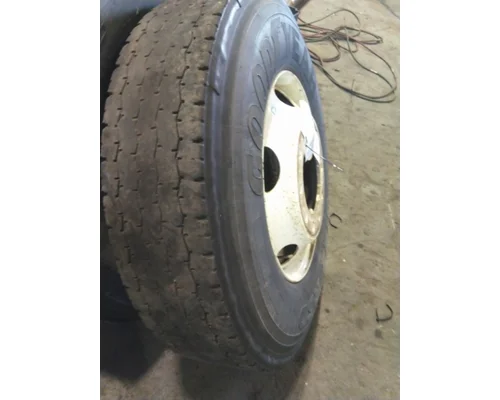 HUB PILOTED - STEEL 22.5 X 8.25 WHEEL