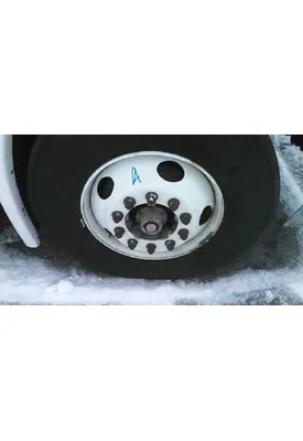 HUB PILOTED - STEEL 22.5 X 8.25 WHEEL