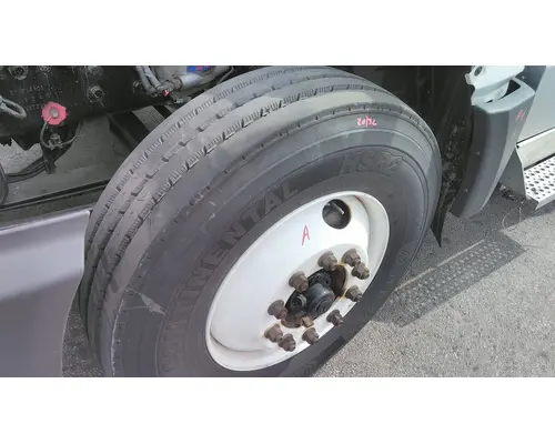 HUB PILOTED - STEEL 22.5 X 8.25 WHEEL