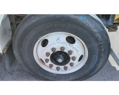 HUB PILOTED - STEEL 22.5 X 8.25 WHEEL