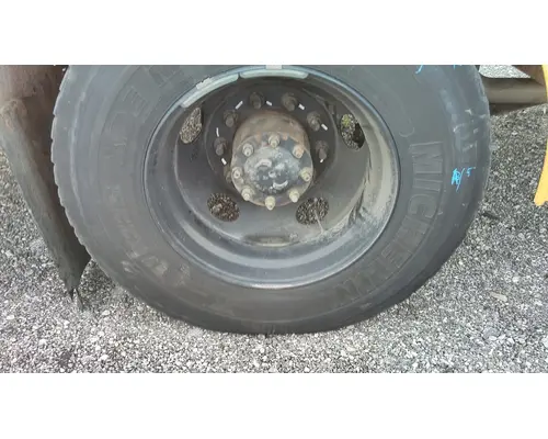 HUB PILOTED - STEEL 22.5 X 8.25 WHEEL