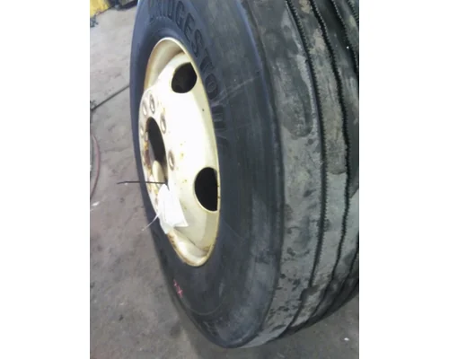 HUB PILOTED - STEEL 22.5 X 8.25 WHEEL