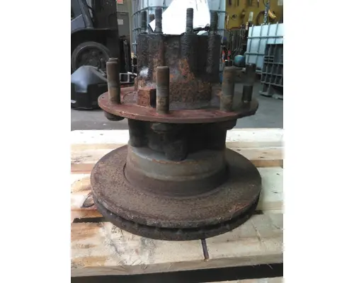 HUB PILOTED - STEEL 8 LUG HUB