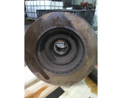 HUB PILOTED - STEEL 8 LUG HUB