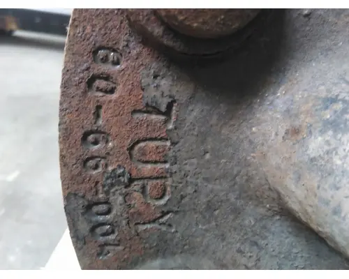 HUB PILOTED - STEEL 8 LUG HUB