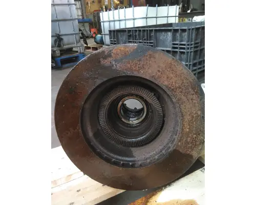 HUB PILOTED - STEEL 8 LUG HUB