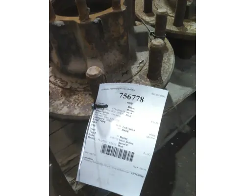 HUB PILOTED - STEEL 8 LUG HUB