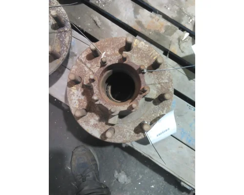 HUB PILOTED - STEEL 8 LUG HUB