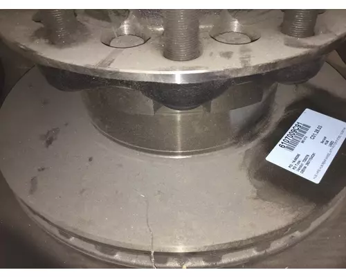 HUB PILOTED - STEEL  Hub