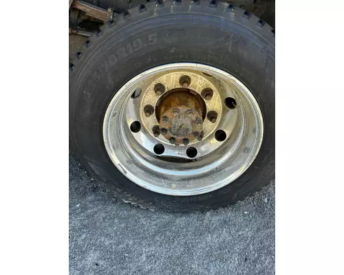 HUB PILOT 19.5 X 7.5 Wheel