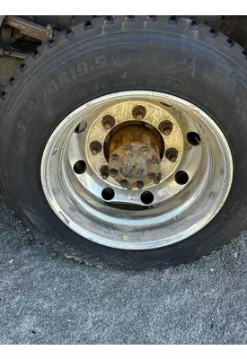 HUB PILOT 19.5 X 7.5 Wheel