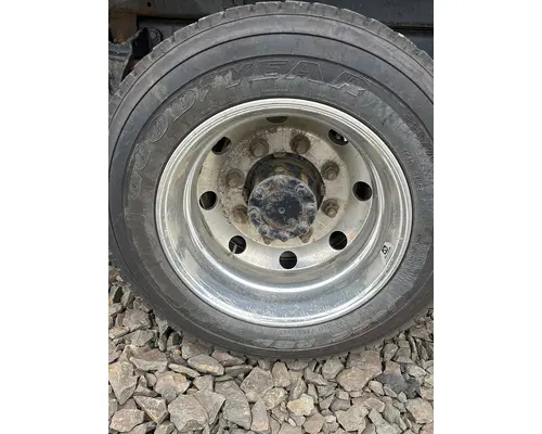 HUB PILOT 19.5 X 7.5 Wheel