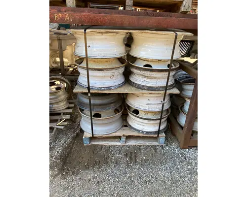 HUB PILOT 22.5 INCH Wheel