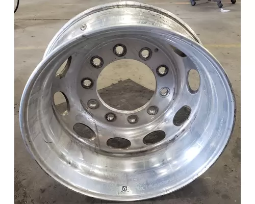 HUB PILOT 22.5 X 8.25 Wheel